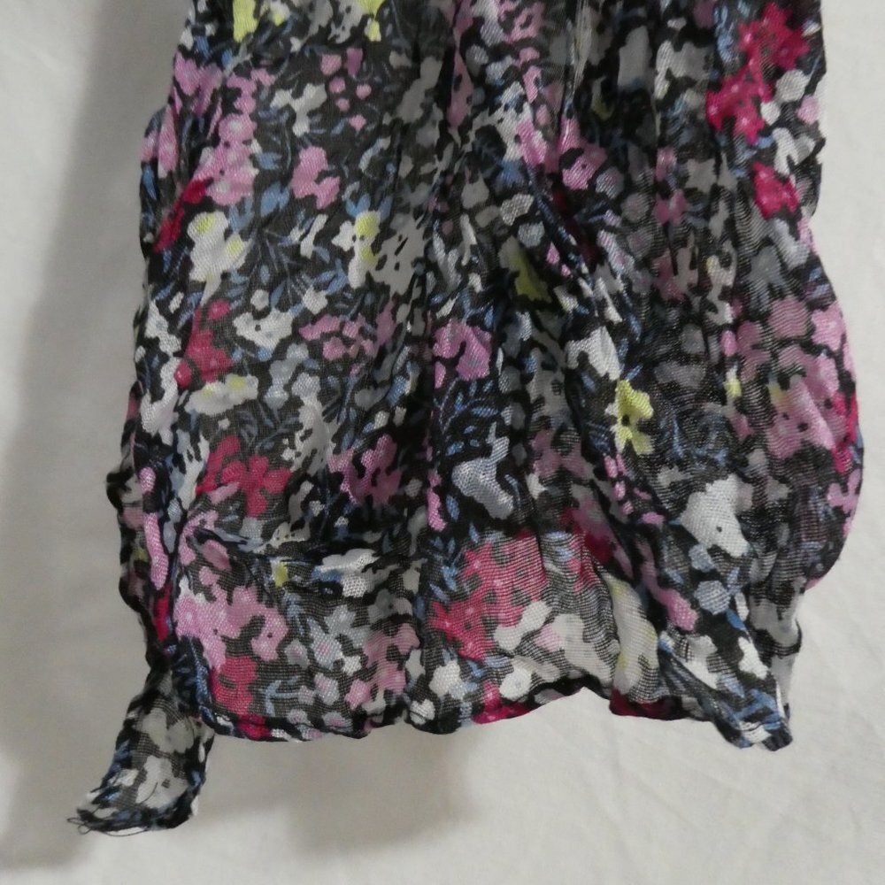 Colorful Floral Scarf - Picture 7 of 8